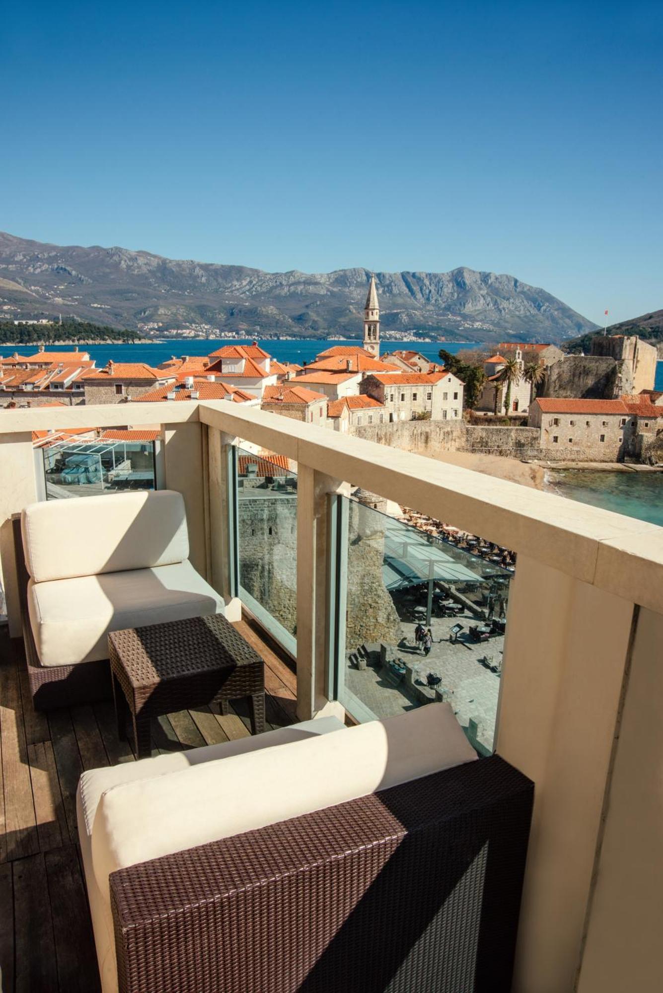 Avala Resort & Villas Budva Exterior photo